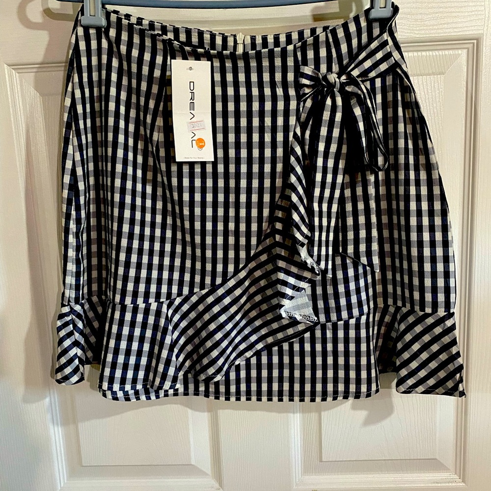 Dreagal Skirt, NWT
